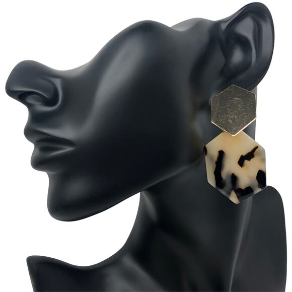 Cream and Black Tortoise Shell Geometric Drop Earrings - Picture 2 of 4